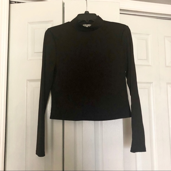 Charlotte Russe Turtle Neck Long Sleeved Crop Top - Picture 1 of 2